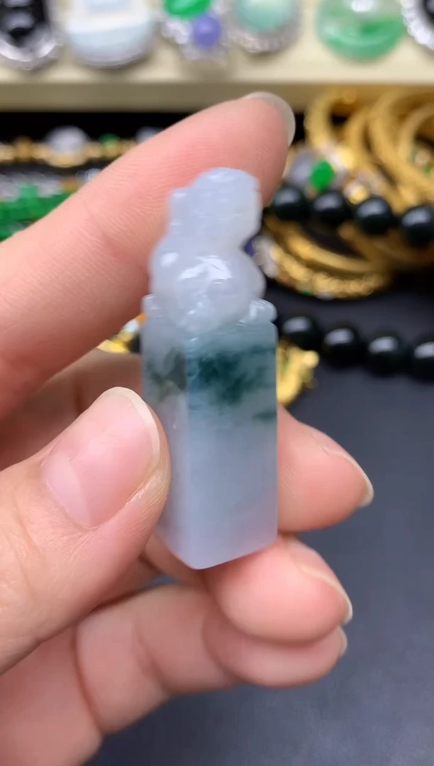 颈饰未镶嵌翡翠65-雪姐翡翠天天见1