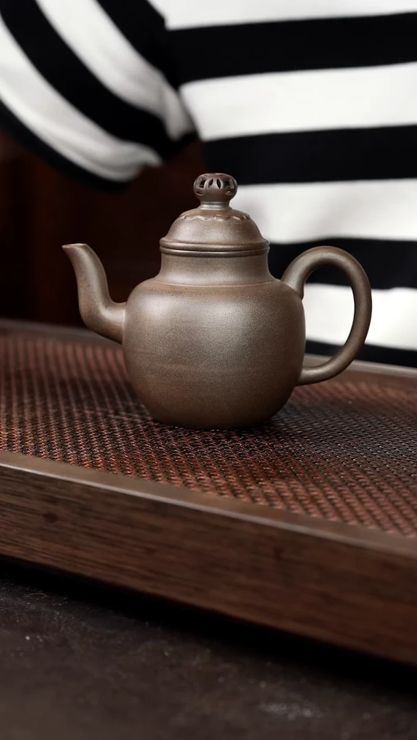 茶壶紫砂岩中泥大执