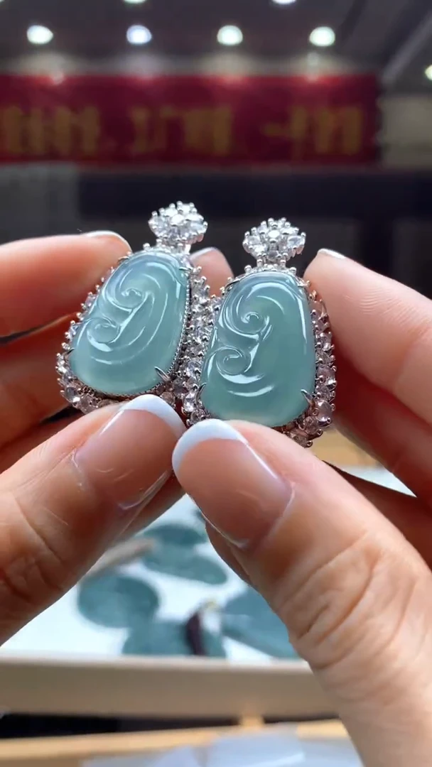 【闪购商品】翡翠颈饰未镶嵌多样性发货【只发一件】 *s55