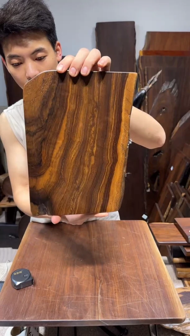 风车木（黑檀木）尺寸30*22*2.3编号072