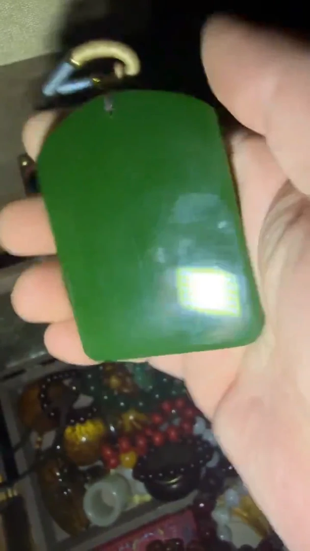 颈饰未镶嵌和田玉（碧玉）闪购高端商品链接