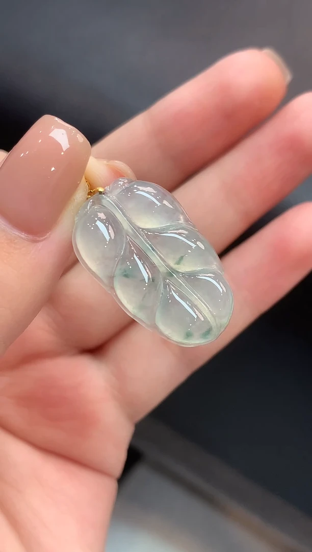 颈饰18K金镶嵌翡翠21-吊坠