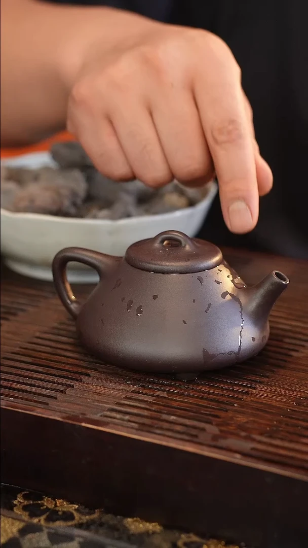 茶壶紫砂子冶石瓢 半手工 紫茄泥 200cc