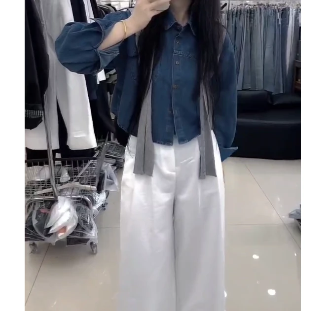 224S0048890休闲洋气百搭减龄优雅设计感衫新款舒衫适女士宽松个