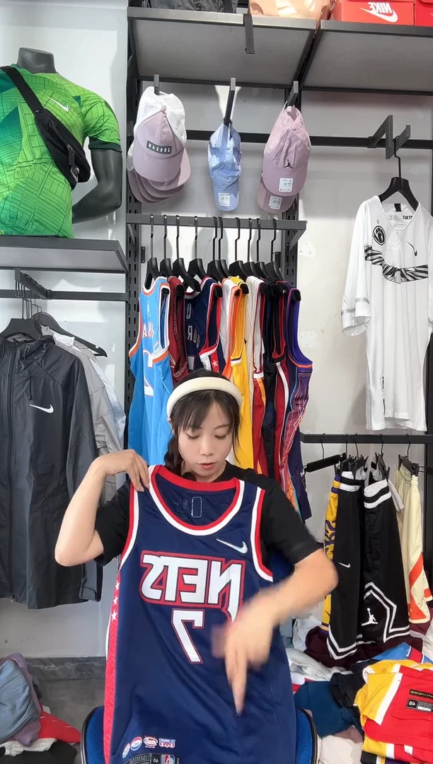 1741编码 耐克卫衣服饰过款为准 尺码