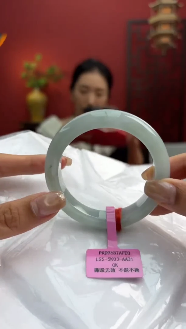 未镶嵌手镯翡翠翡翠手镯1