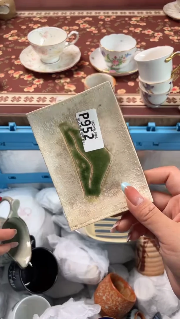 瓷片玫****张瓷器瓷器P952