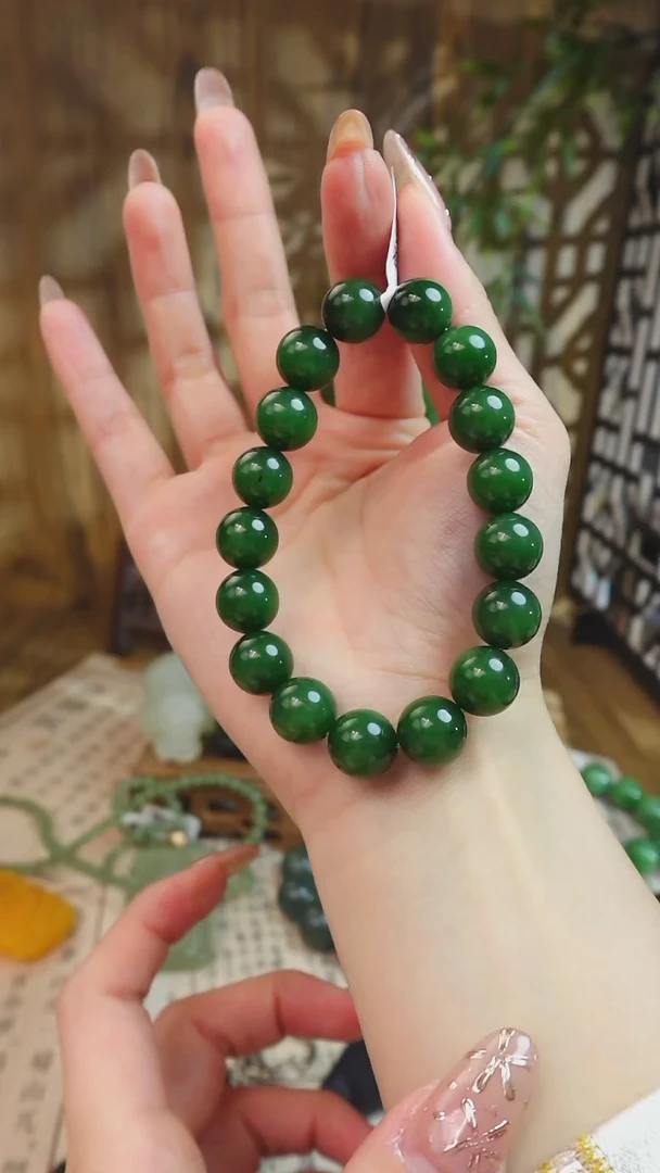【闪购商品】和田玉手串未镶嵌俄料碧玉肉料菠菜绿卡11+