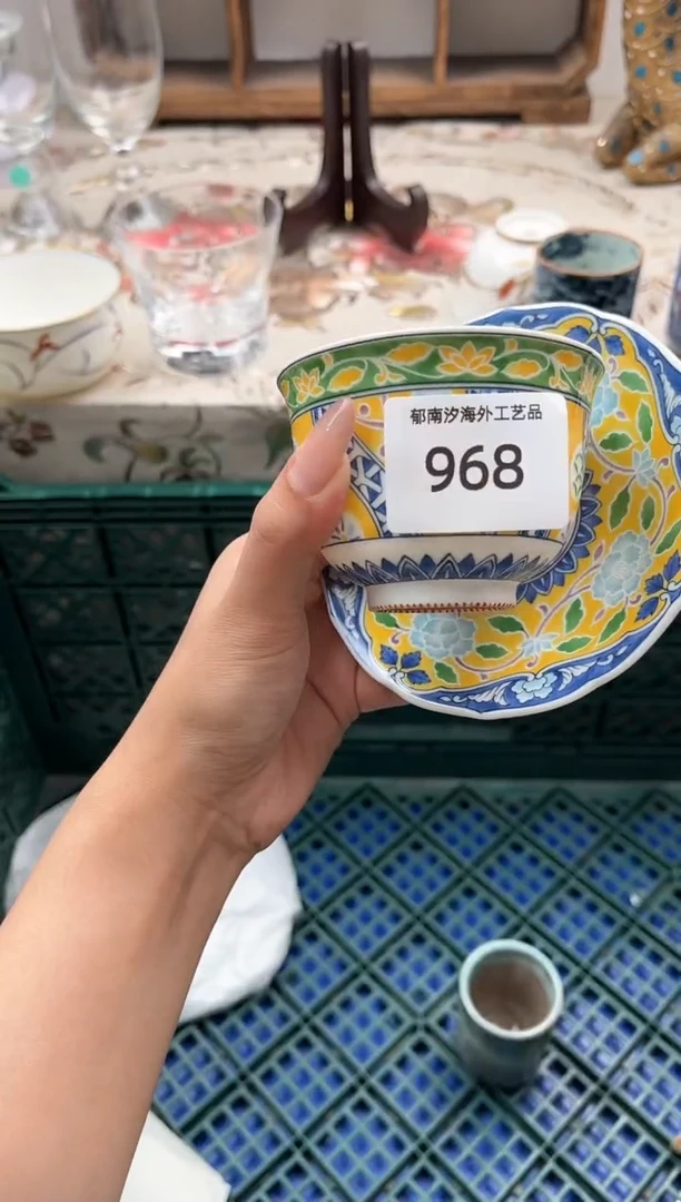 瓷片妮*O         968