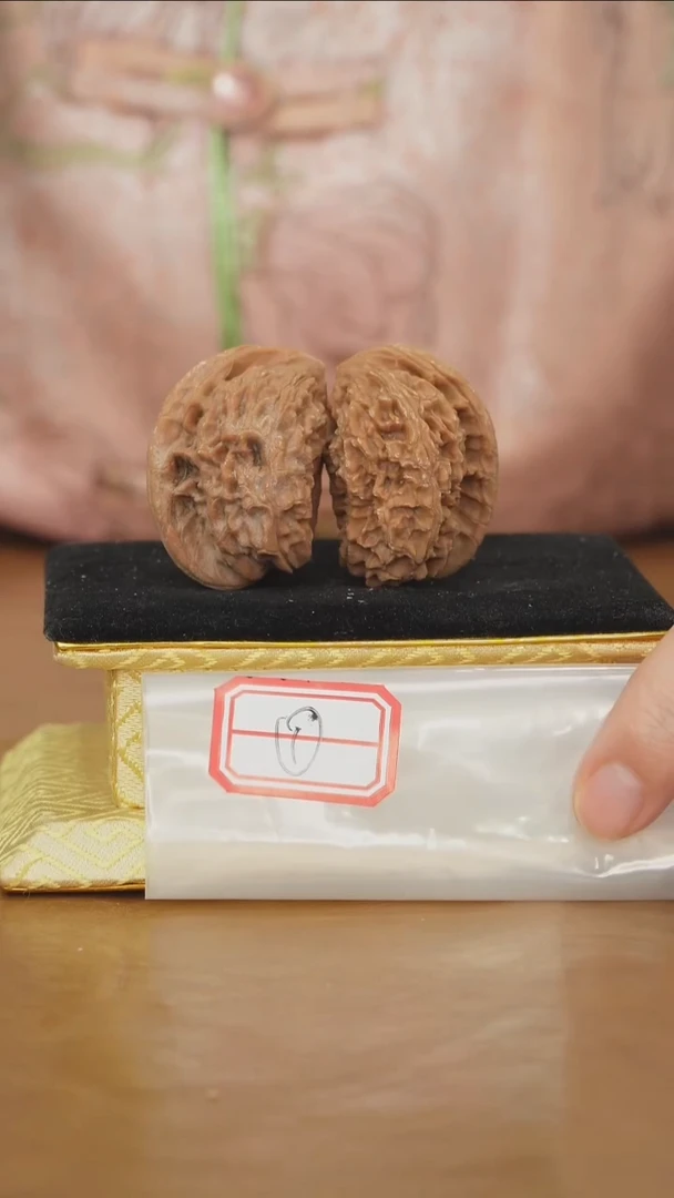 把件文玩核桃非嫁接马老四异形
