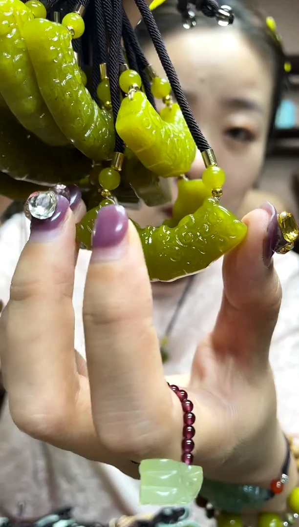 岫玉未镶嵌吊坠多样性发货其中发一