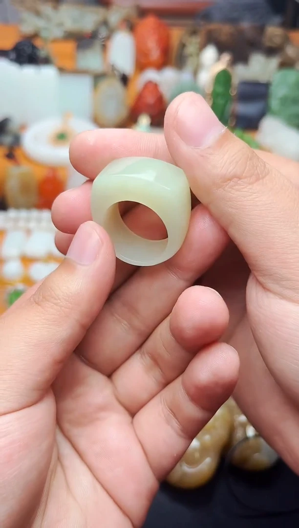 【闪购商品】和田玉戒指未镶嵌扳指01