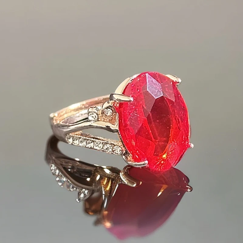 YYZB-127精美大红色戒指多样性发一