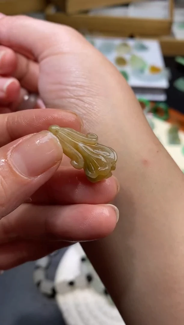 定制翡翠未镶嵌翡翠毛货~