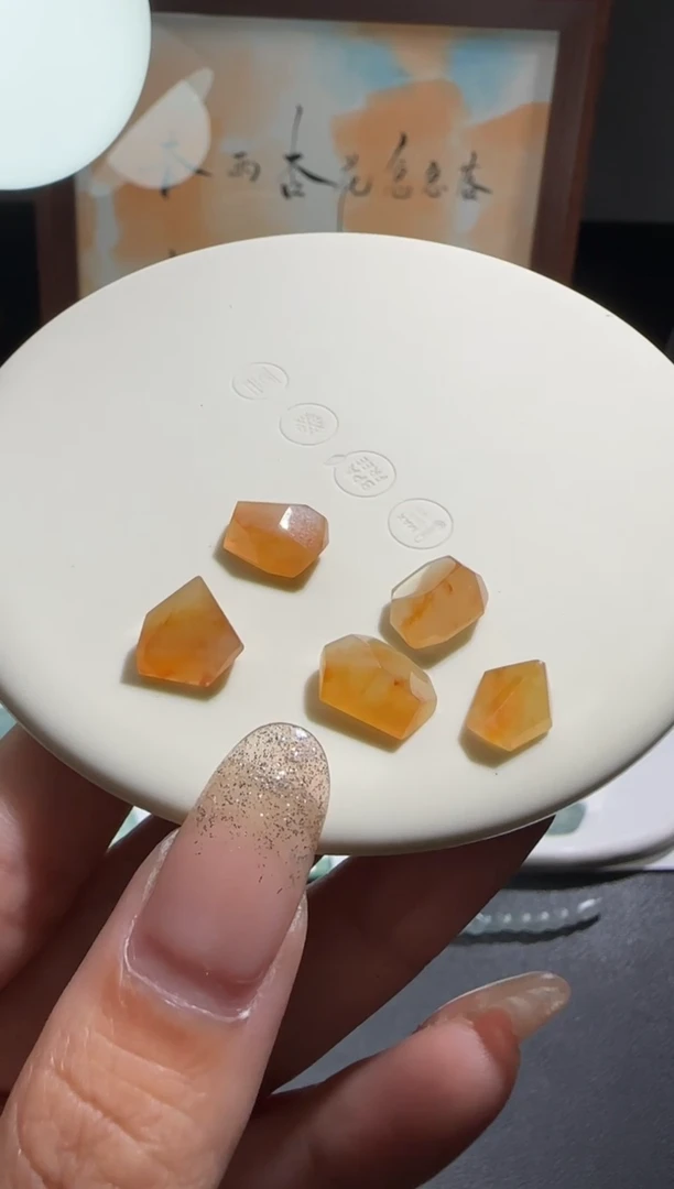 【闪购商品】定制翡翠未镶嵌缅甸A货翡翠