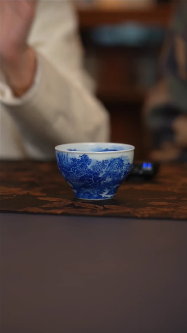 【闪购商品】九本秋山高士图主人杯