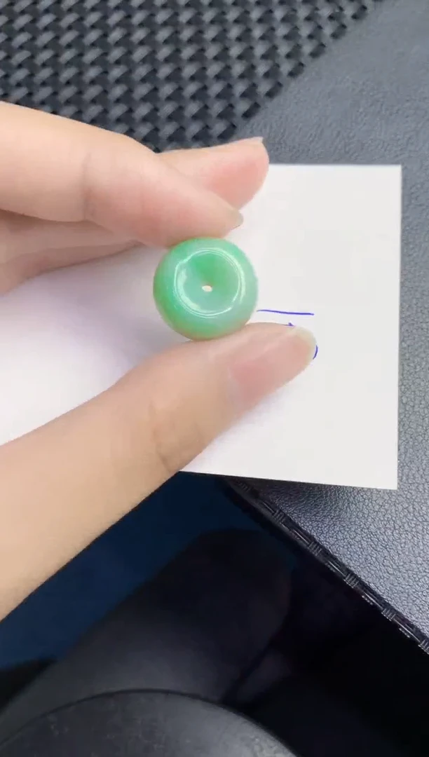 翡翠未镶嵌颈饰天然翡翠緬甸A貨