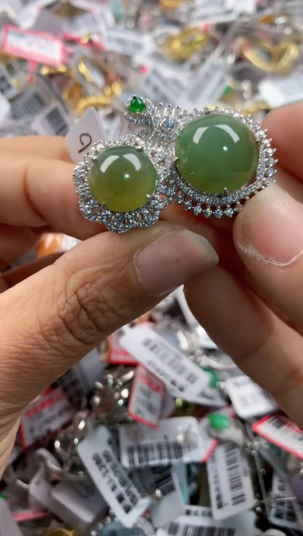 银S925镶嵌戒指翡翠11      5