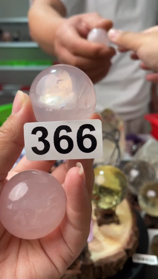 未镶嵌水晶大型摆件（非配饰）粉水晶球多样性发其一366 37-40M