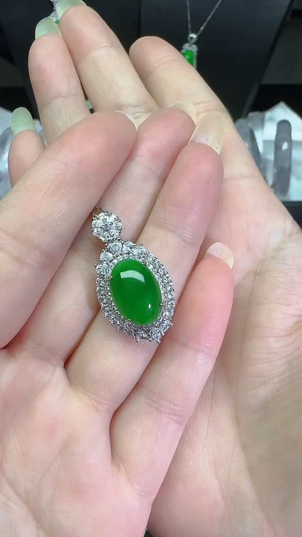 吊坠(不含链)未镶嵌翡翠翡翠蛋面吊坠