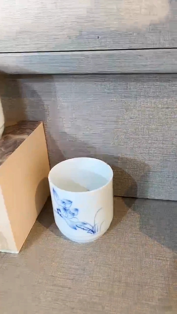 景德镇高温瓷莲花容天