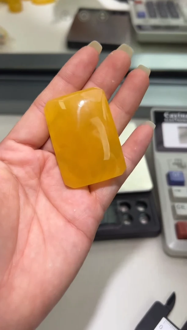 裸石琥珀未镶嵌琥珀蜜蜡吊坠