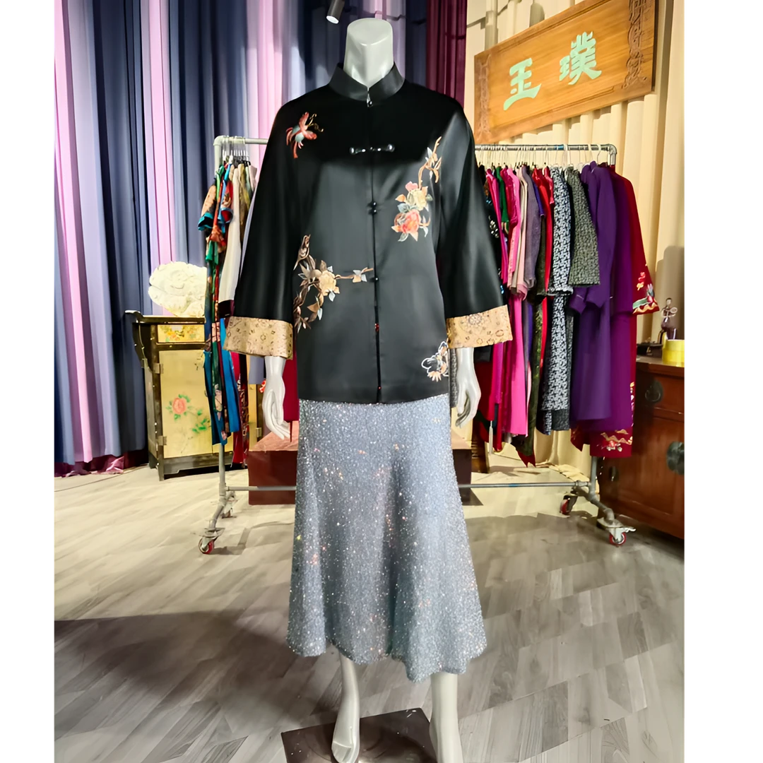 璞玉*2025012018黑色绣花上衣U2F3032(4)