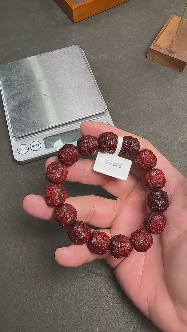 手串/手链小叶紫檀483118-紫檀泥料1.5麒麟加刷子