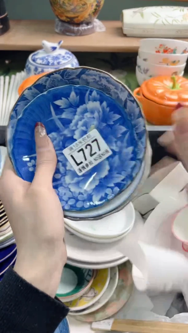 陶瓷小****?L727********