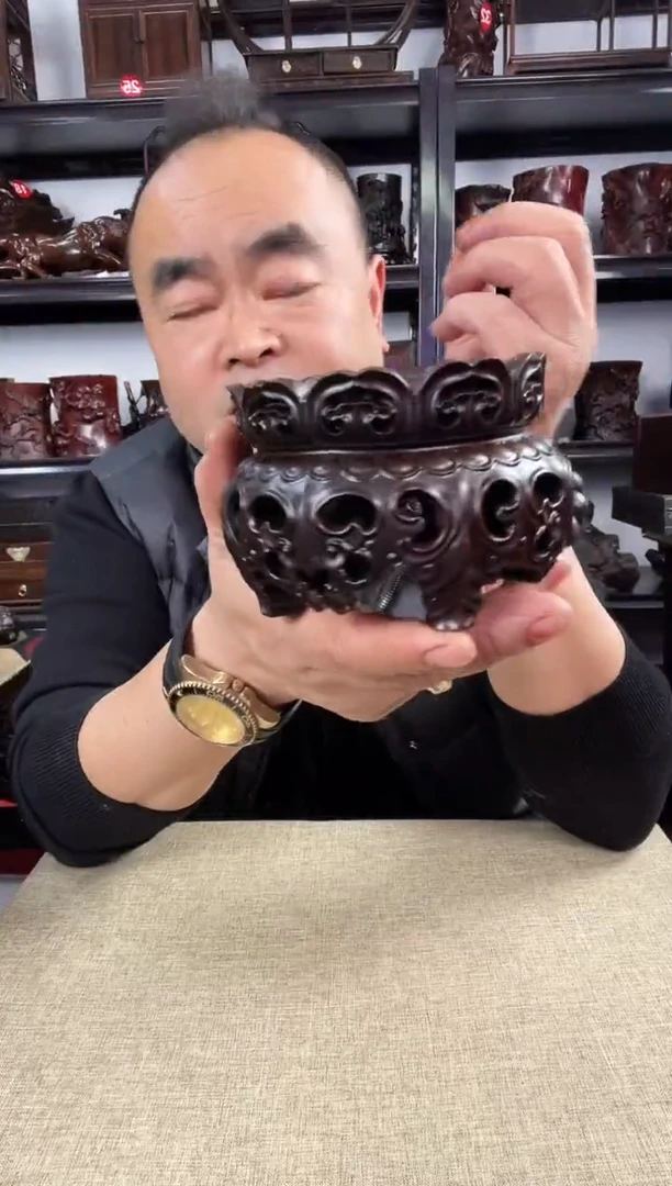 木老李红木工艺品新莲