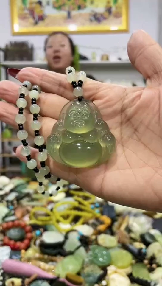 未镶嵌岫玉吊坠