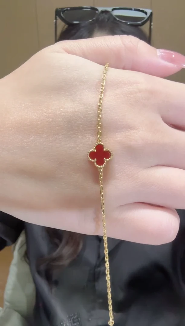 玛瑙/玉髓手链18K金镶嵌手链ghj