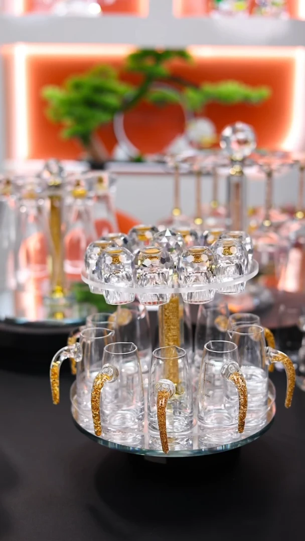 【闪购商品】水滴杯15壶15杯+杯架，红酒杯15个+漩涡水晶醒酒器