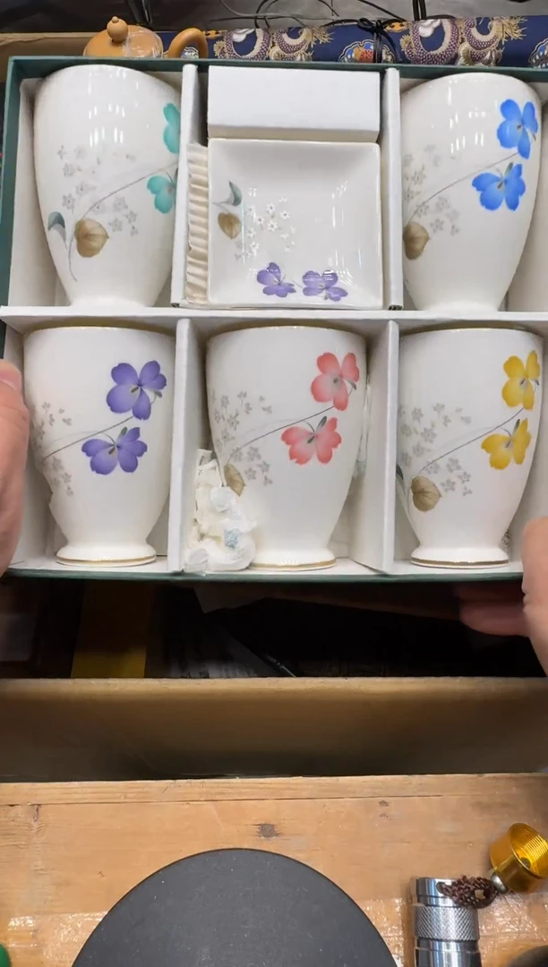 瓷器闪购商品  如图所示