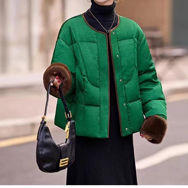 【锦衣服饰】QG 24739毛袖缎面国风小香风羽绒服外套