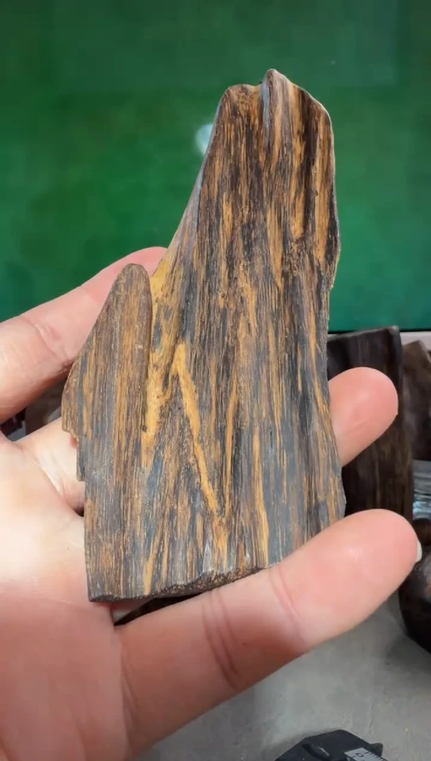 沉香吊坠海南多样性发一