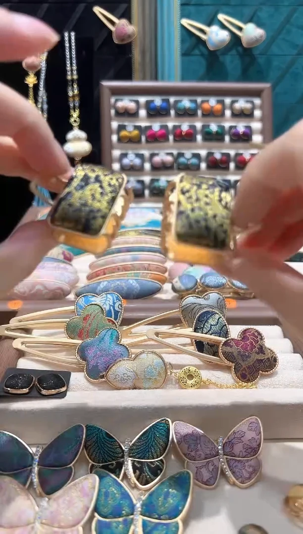 【闪购商品】【孤品车3.18】汉宫秋月迷你抓夹一个