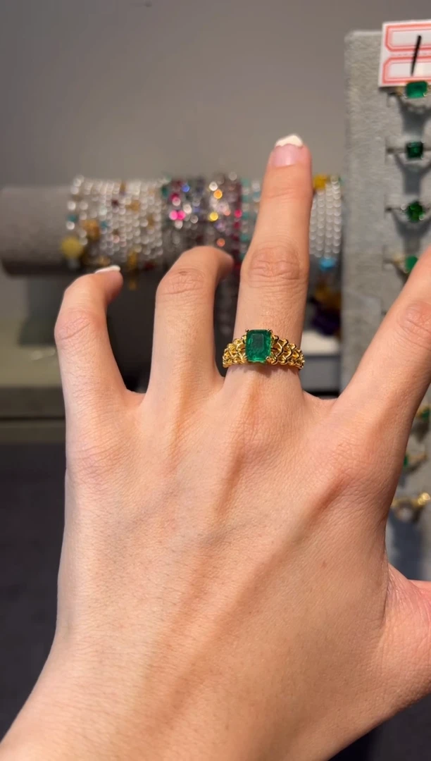 【闪购商品】祖母绿戒指银S925镶嵌45615