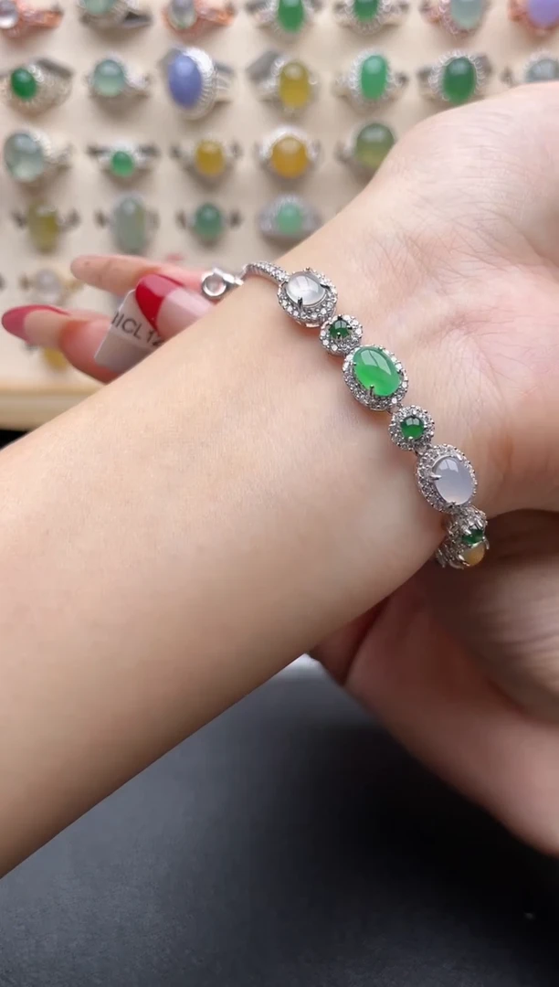 【闪购商品】翡翠戒指银S925镶嵌一物一证一礼盒