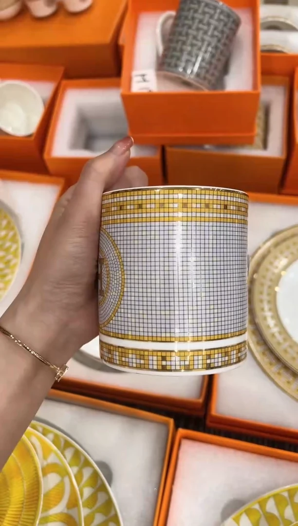 【闪购商品】杯H506--------------