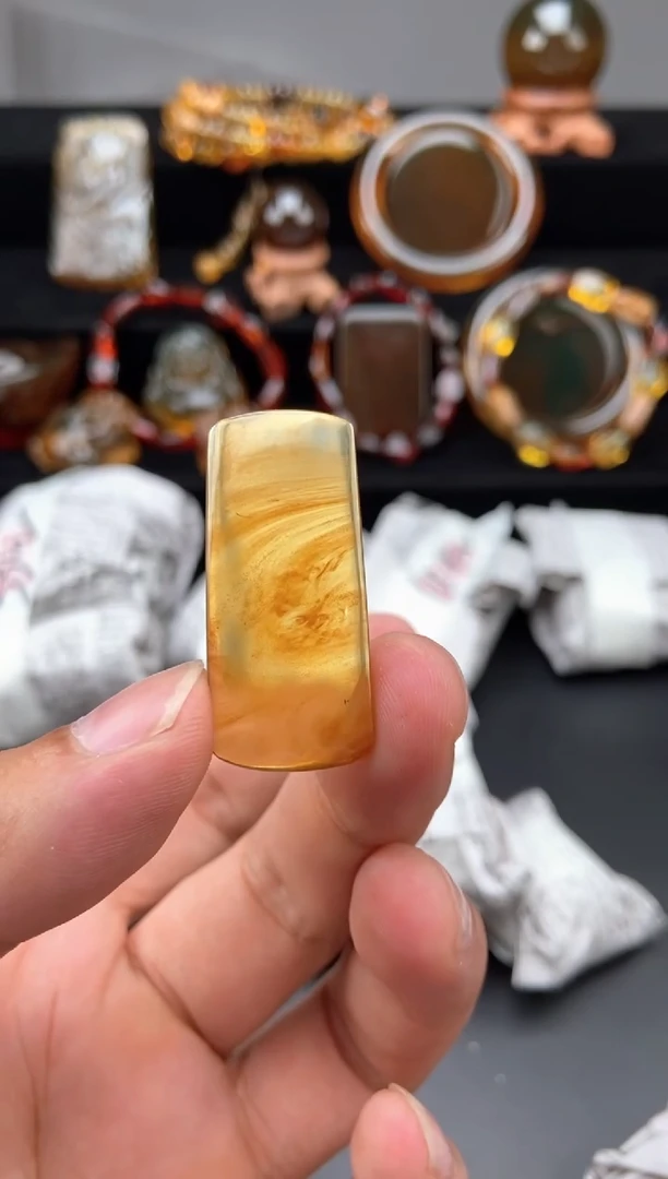 琥珀颈饰未镶嵌平安无事牌吊坠