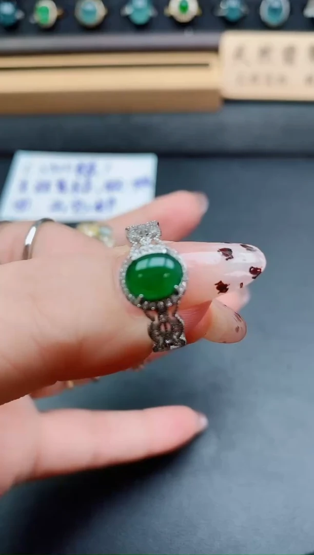 银S925镶嵌戒指翡翠1