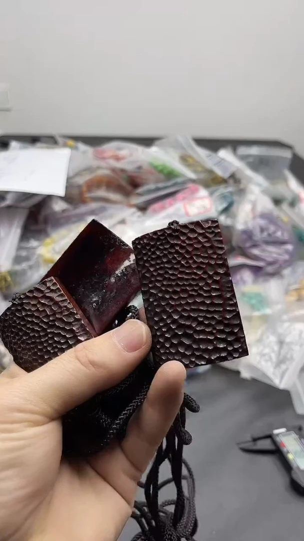 【闪购商品】硅化珊瑚吊坠未镶嵌117