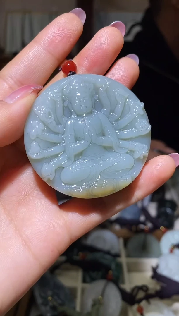 颈饰未镶嵌和田玉1