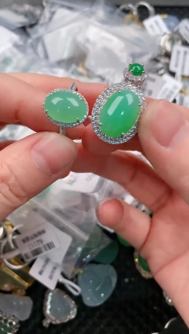 银S925镶嵌戒指翡翠333---2