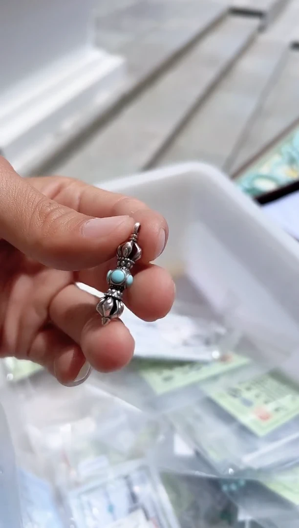 绿松石未镶嵌挂坠绿松吊坠(拉萨直发）