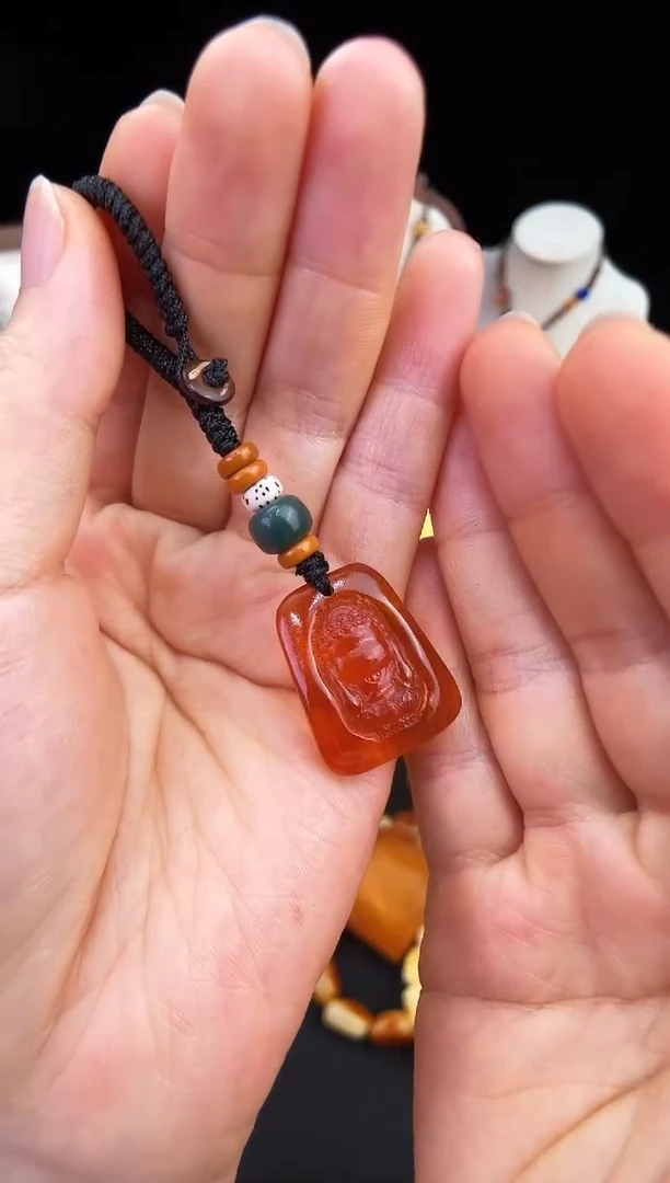 琥珀未镶嵌珠宝奇石柒月
