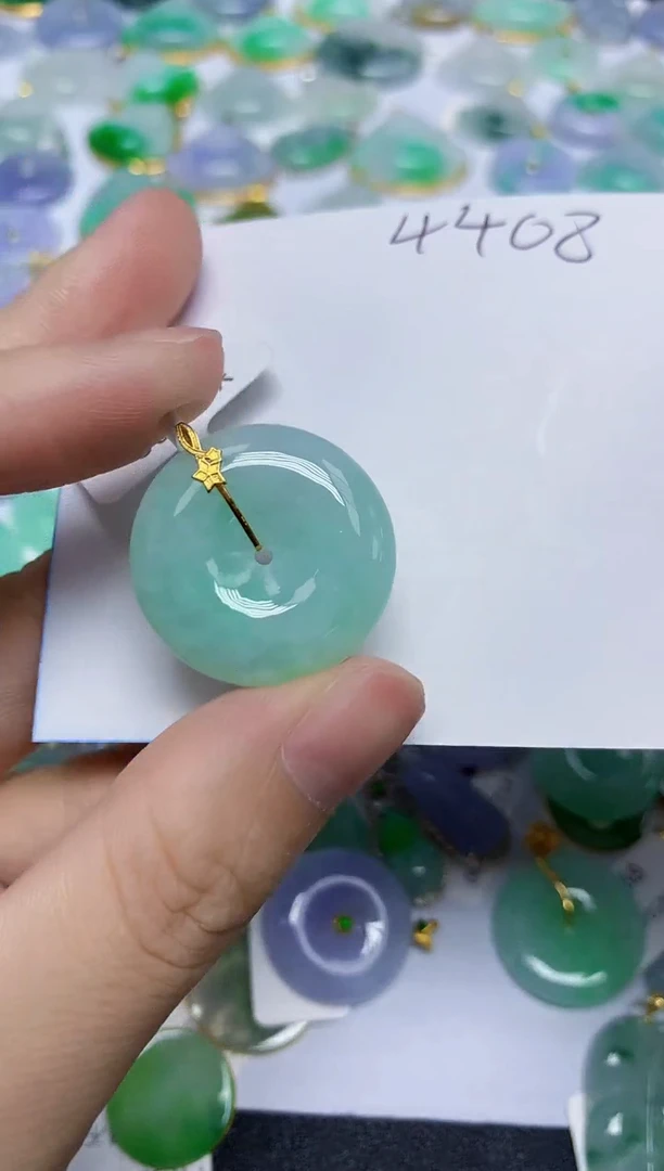 翡翠未镶嵌颈饰天然缅甸翡翠A货