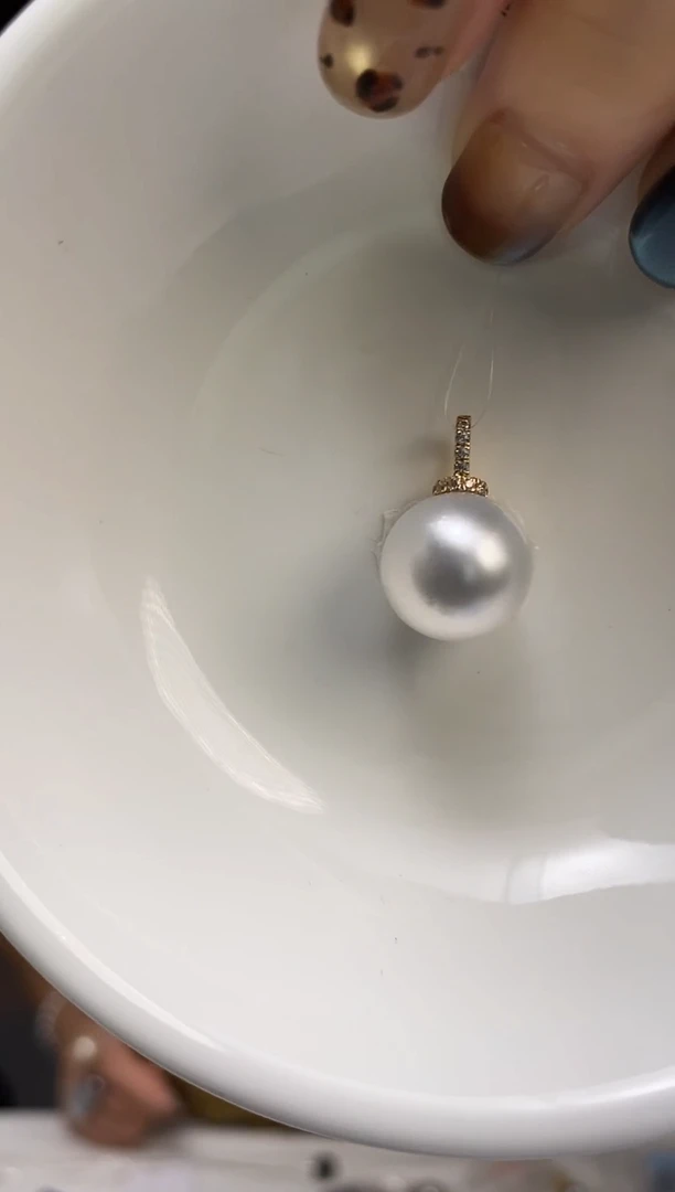 吊坠(不含链)18K金镶嵌海水珍珠12-13澳白珍珠吊坠