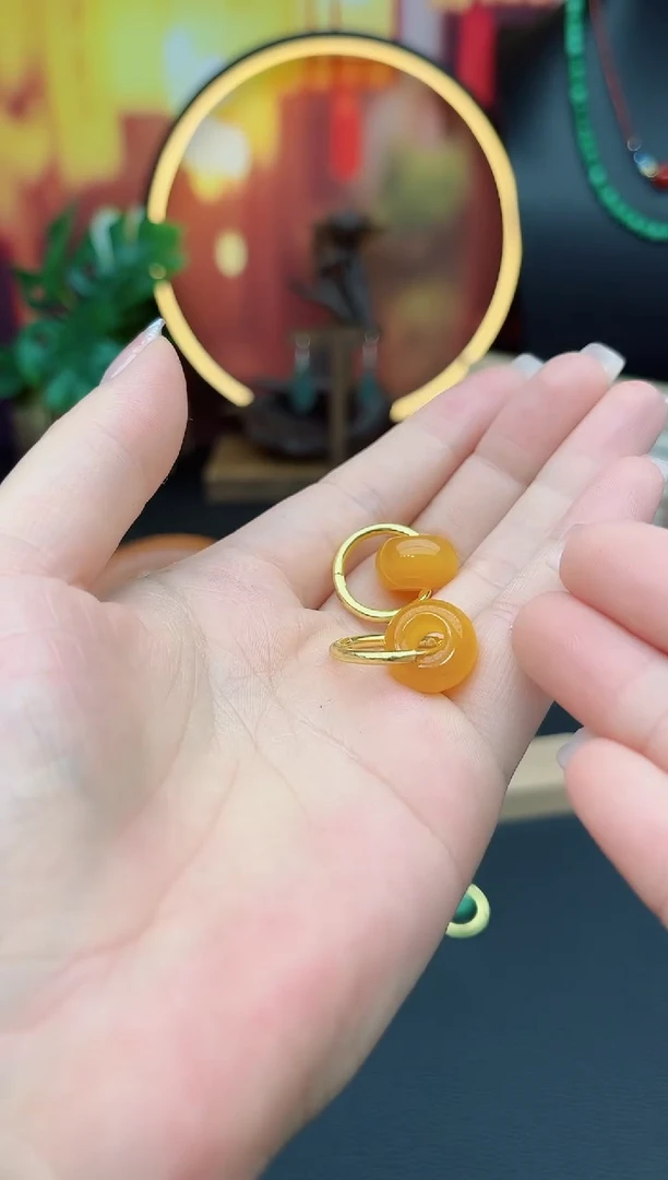 玛瑙/玉髓耳饰未镶嵌536000